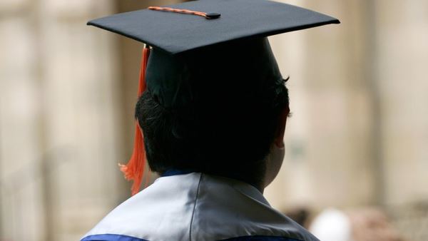 Почему высшее образование — все еще выгодная инвестиция в будущее