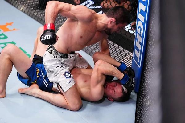 Нервная победа брата Хабиба в UFC: упал в нокдаун, но уничтожил казаха-нокаутера. Перебил соперника в 29 раз!
