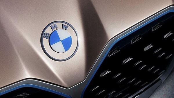 Кроссовер BMW X3 нового поколения станет крупнее, но ему оставят прежнюю технику