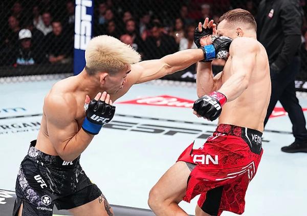 Ян зрелищно вернулся в UFC – с российским флагом и кровавой победой над звездой из Китая